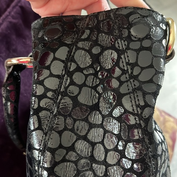 Antonio Melani  NWOT  large shoulder Suede & patent leather  Black stone pattern - Picture 15 of 17